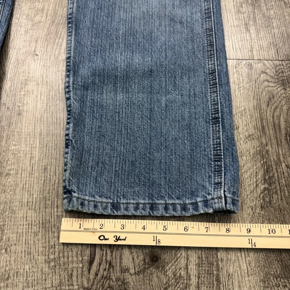 Lee size 33x31